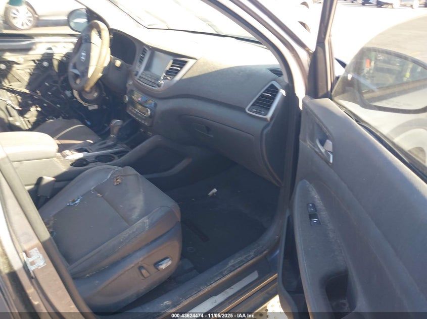 2016 HYUNDAI TUCSON LIMITED - KM8J33A22GU182506