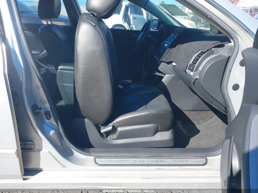 2010 Nissan Altima 3.5 Sr VIN: 1N4BL2AP0AN457490 Lot: 43624498