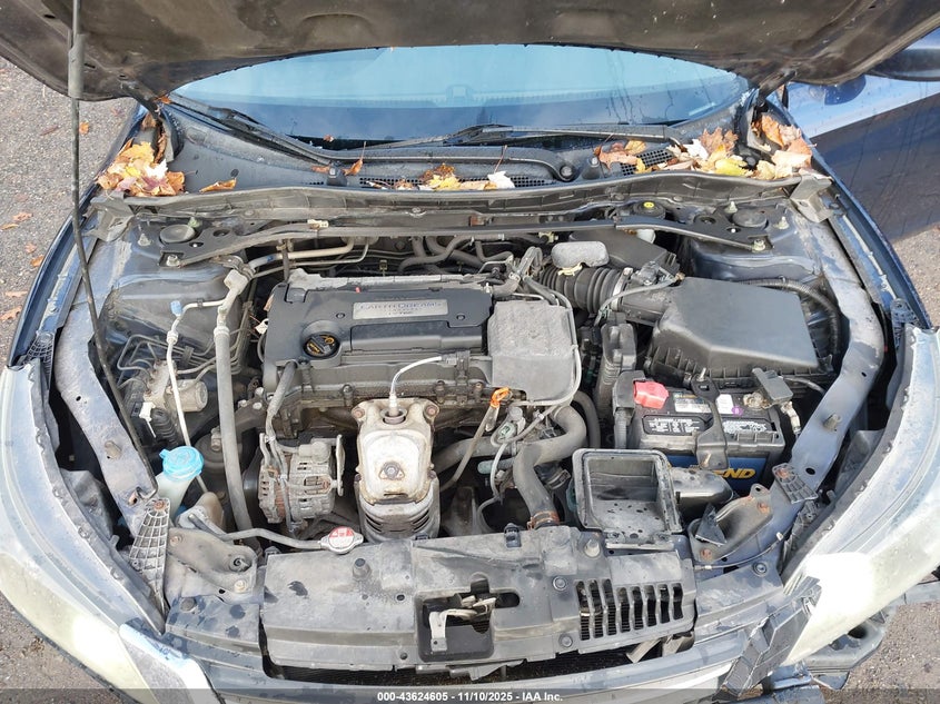 1HGCR2F52EA131645 2014 HONDA ACCORD photo no. 10