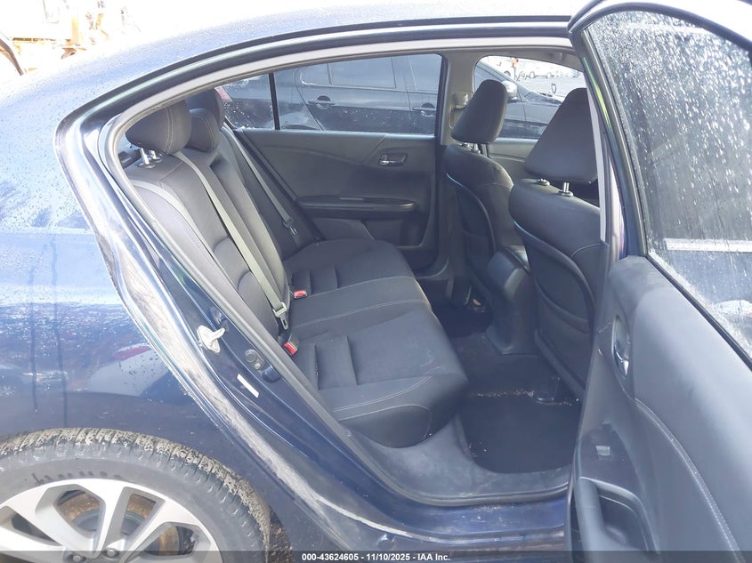 1HGCR2F52EA131645 2014 HONDA ACCORD photo no. 8