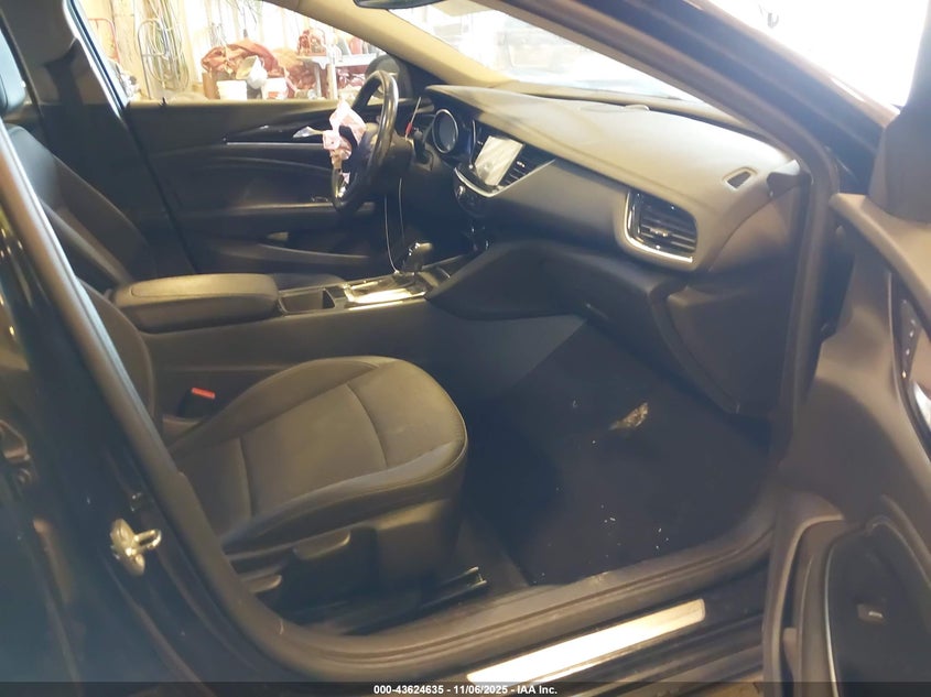 2018 BUICK REGAL SPORTBACK PREFERRED II - W04GM6SX6J1048723