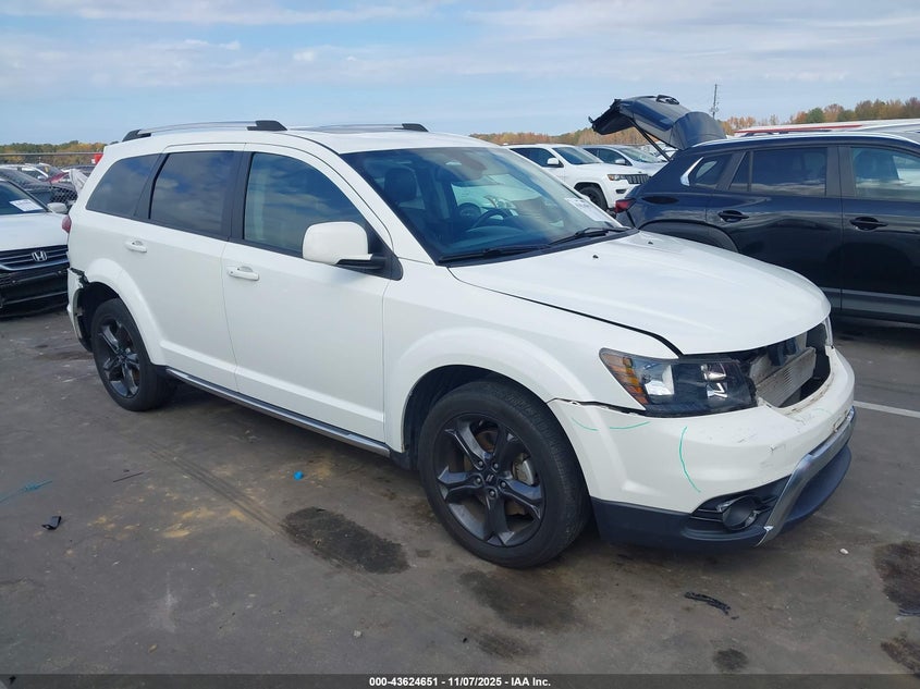2020 DODGE JOURNEY CROSSROAD - 3C4PDCGB0LT187954