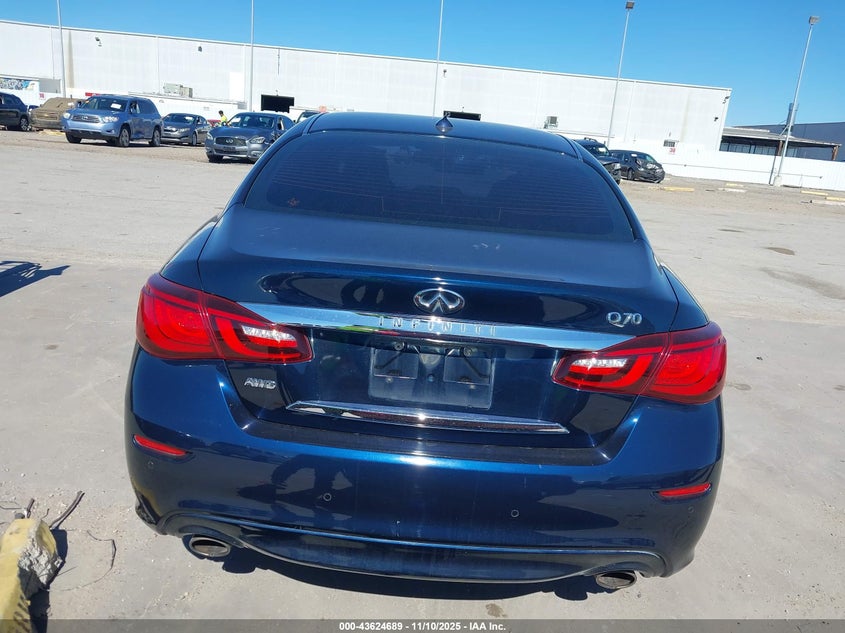 2018 Infiniti Q70 3.7X Luxe VIN: JN1BY1ARXJM220943 Lot: 43624689