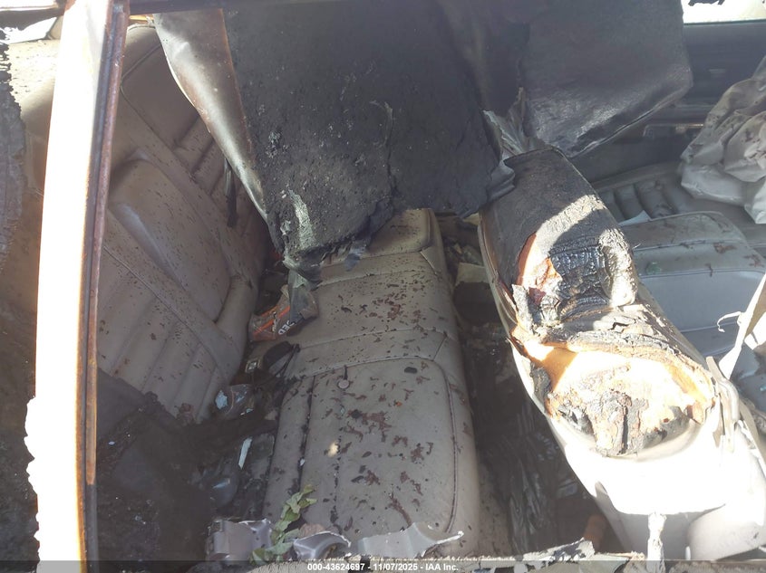 1991 Ford Crown Victoria Lx VIN: 2FACP74F0MX140272 Lot: 43624697