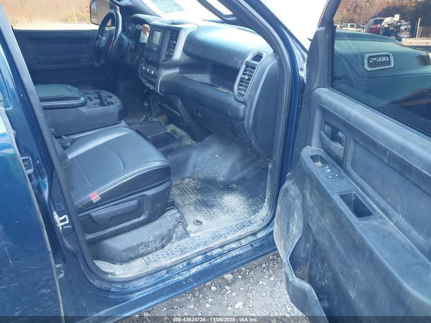 2022 RAM 2500 TRADESMAN  4X4 6'4 BOX - 3C6UR5CLXNG351017