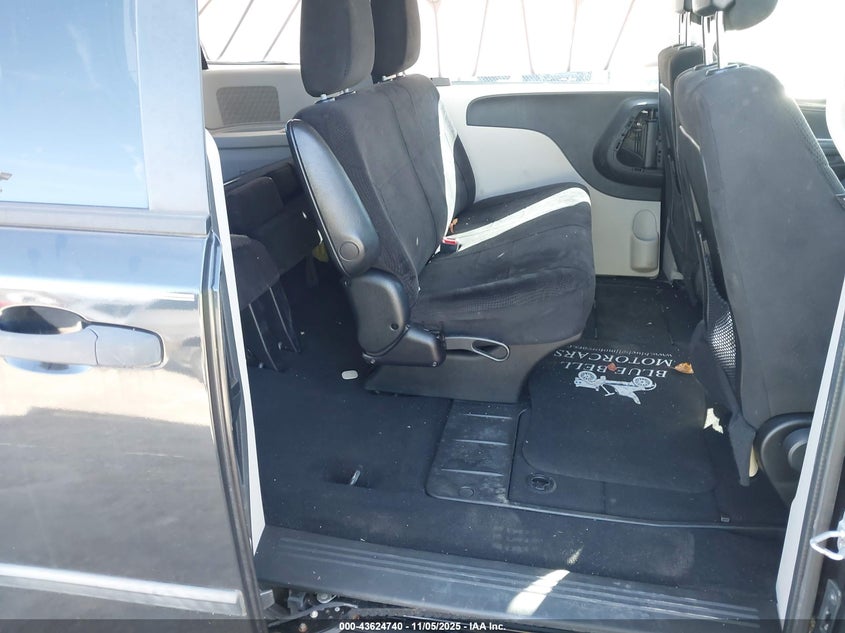 2014 Dodge Grand Caravan American Value Pkg VIN: 2C4RDGBG2ER101746 Lot: 43624740