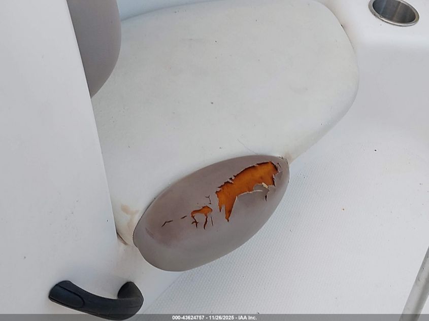 2000 Yamaha Ls 2000 VIN: YAMCG683J001 Lot: 43624757