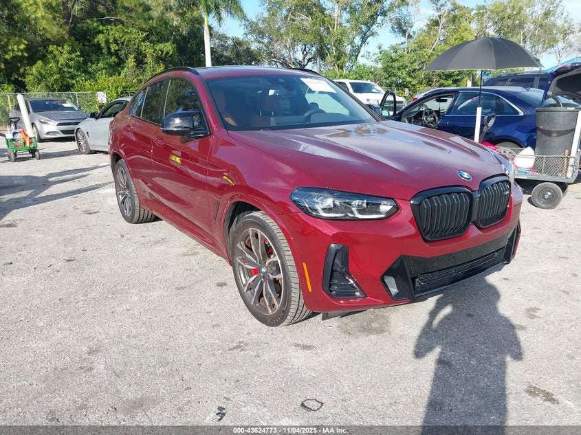 BMW X4 M40I