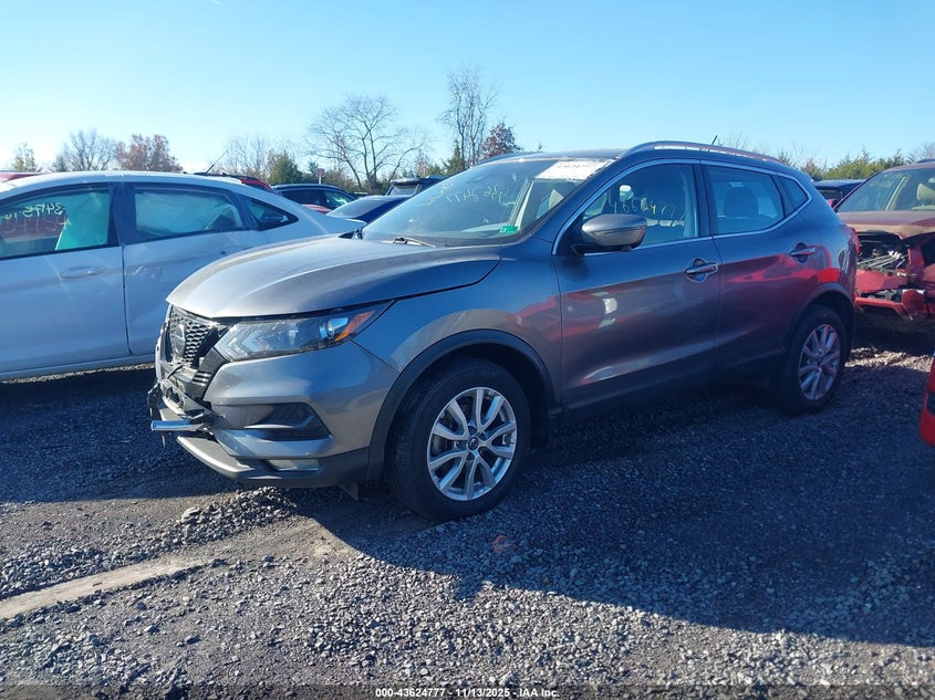 JN1BJ1CW2LW647595 2020 NISSAN ROGUE photo no. 2