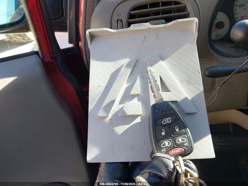 2C4GP54L84R569430 2004 CHRYSLER TOWN & COUNTRY photo no. 11