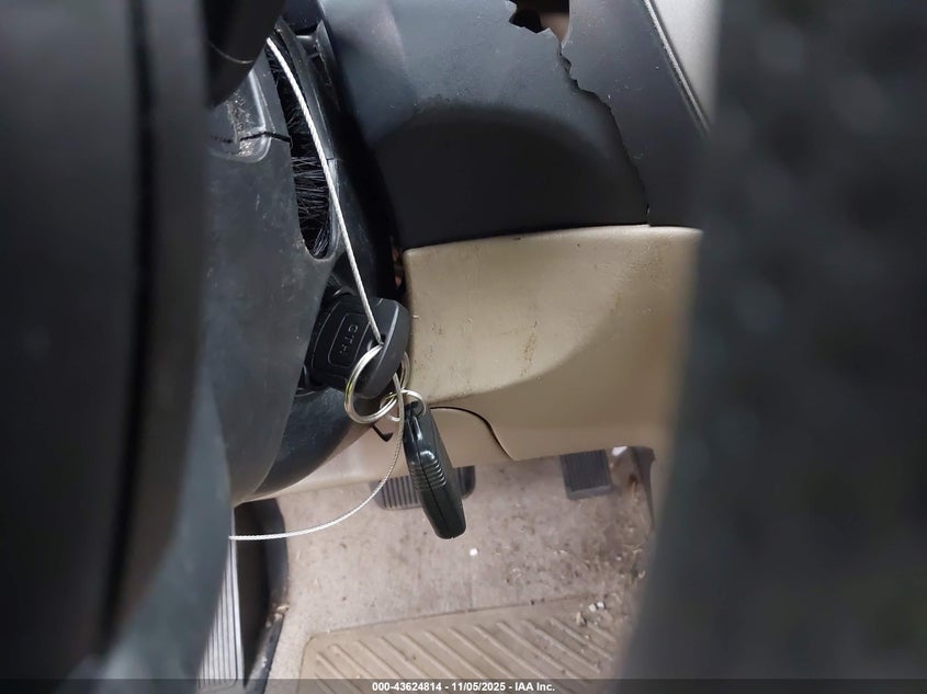 2004 Mazda Tribute Lx V6 VIN: 4F2YZ94144KM27143 Lot: 43624814