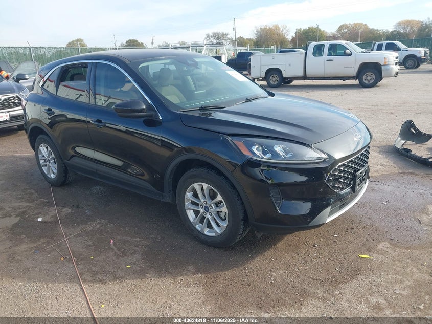 2021 FORD ESCAPE SE - 1FMCU9G69MUA94549