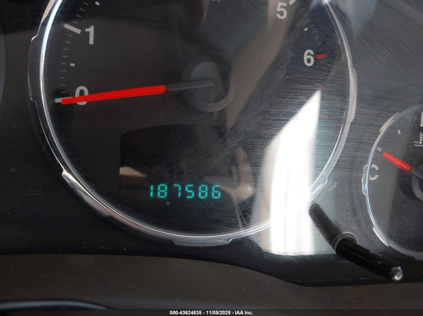 1J8GP28K78W203237 2008 JEEP LIBERTY (NORTH AMERICA) photo no. 7