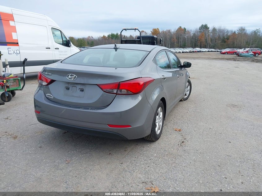 2014 HYUNDAI ELANTRA SE - 5NPDH4AEXEH506280