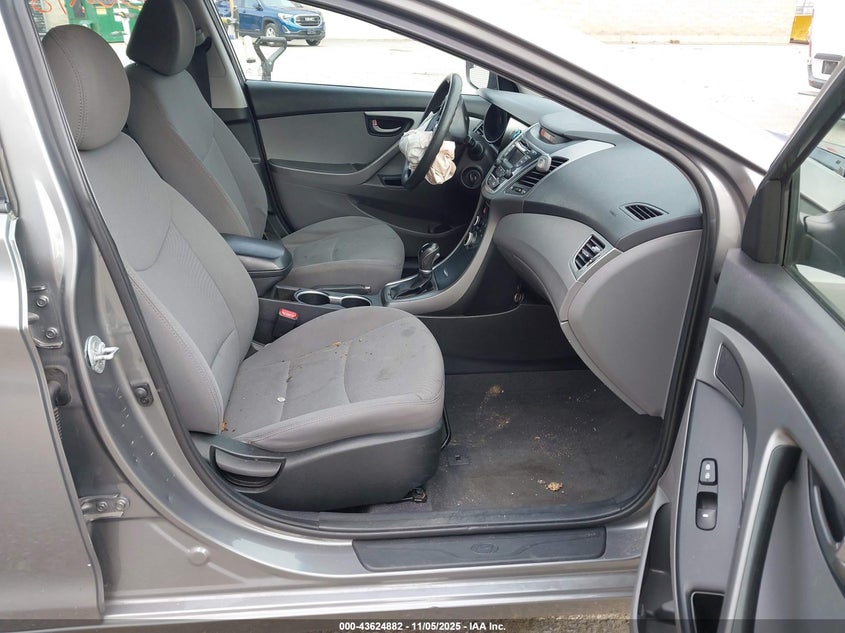 2014 HYUNDAI ELANTRA SE - 5NPDH4AEXEH506280