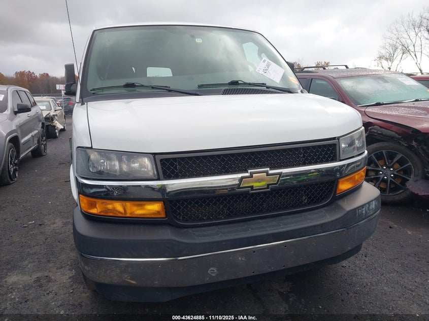 2018 Chevrolet Express 2500 Work Van VIN: 1GCWGAFG0J1904121 Lot: 43624885