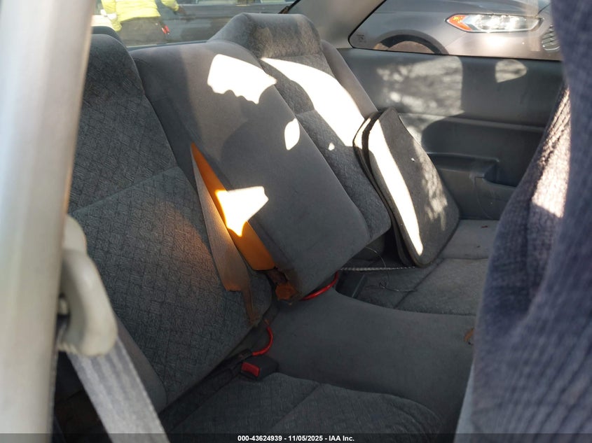 1998 Honda Civic Ex VIN: 1HGEJ8244WL028538 Lot: 43624939