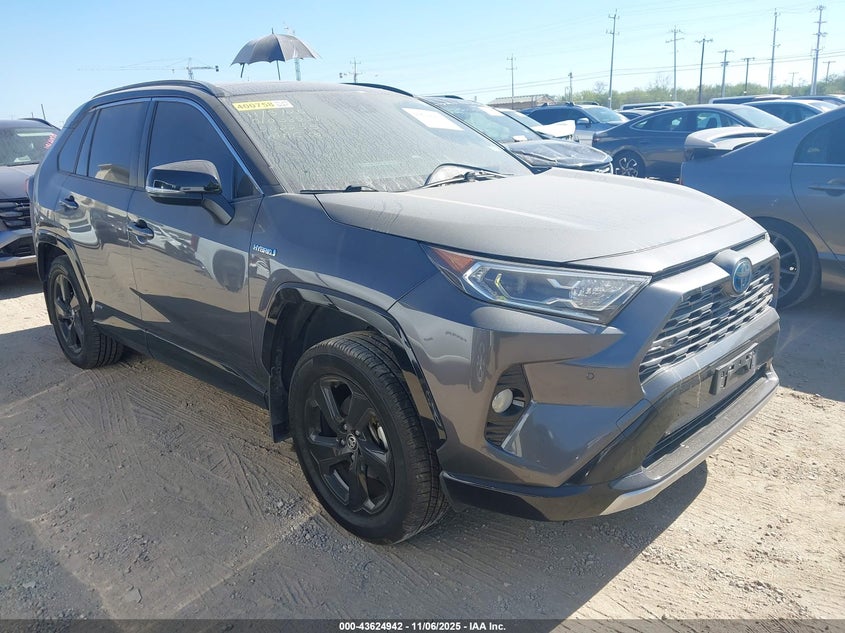 TOYOTA RAV4 HYBRID XSE