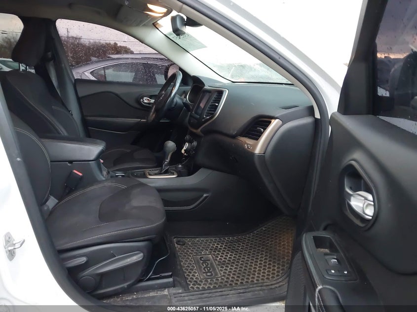 2015 JEEP CHEROKEE LATITUDE - 1C4PJMCBXFW515609