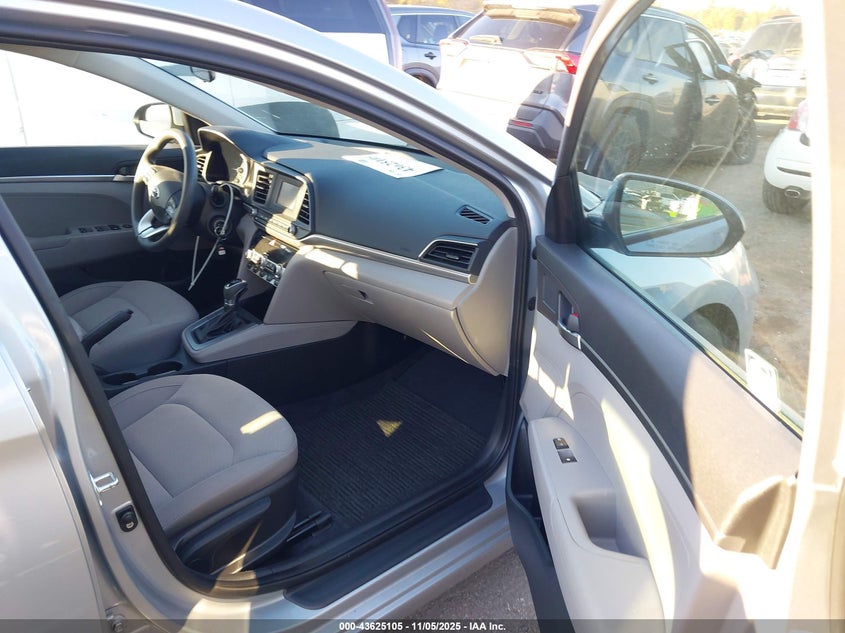 2020 HYUNDAI ELANTRA SE KMHD74LF1LU926968