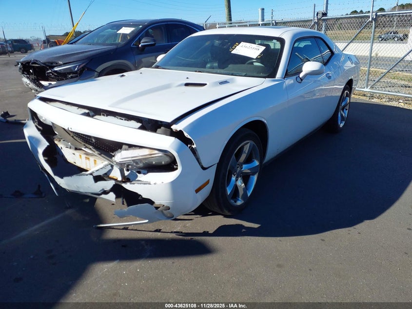 Vin: 2b3cj5dt8bh575555, lot: 44120238, dodge challenger r/t 20112