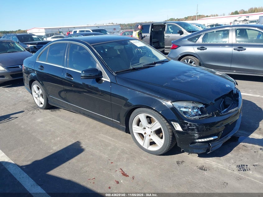 MERCEDES-BENZ C-CLASS LUXURY 4MATIC/SPORT 4MATIC