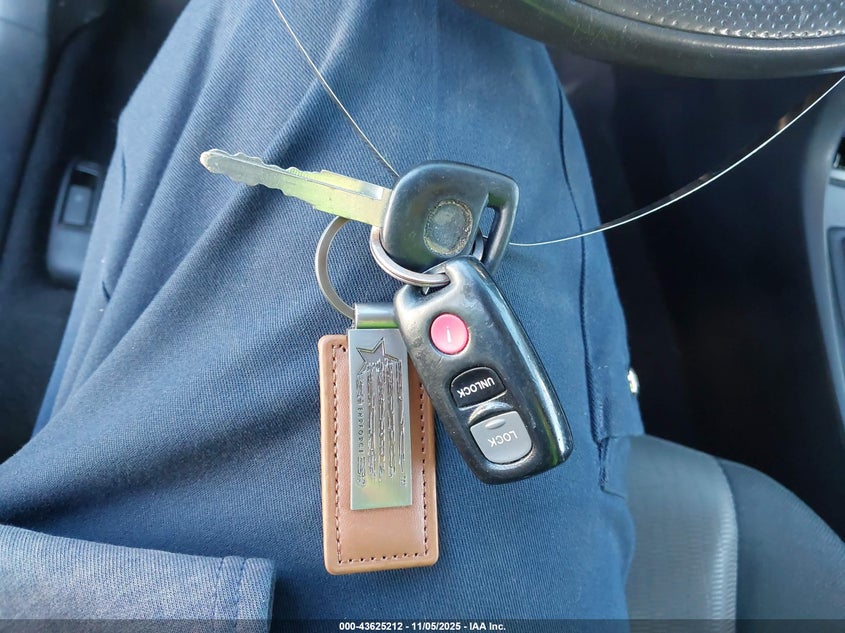 2008 Mazda Mazda3 I VIN: JM1BK12F381810982 Lot: 43625212