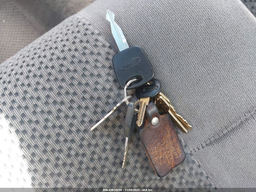 2002 Ford F-150 Xl/Xlt VIN: 1FTRF07292KB99943 Lot: 43625255