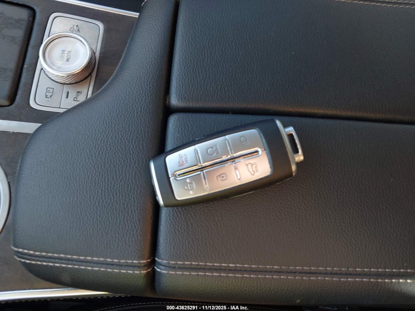 2022 Genesis Gv80 2.5T (A8) VIN: KMUHB4SB4NU083125 Lot: 43625291