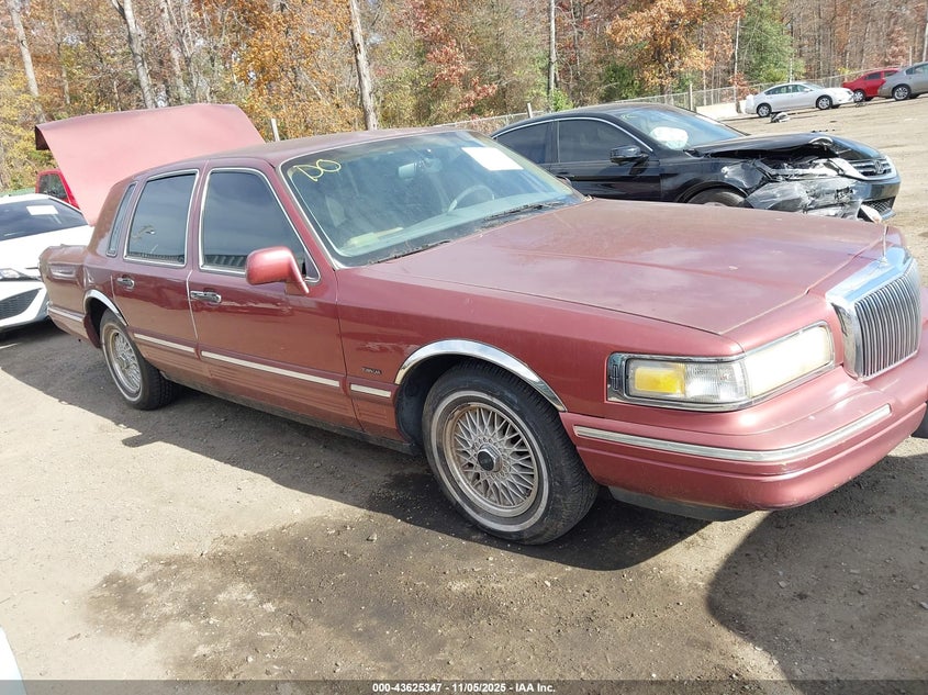 1995 Lincoln Town Car Signature/Spinnaker