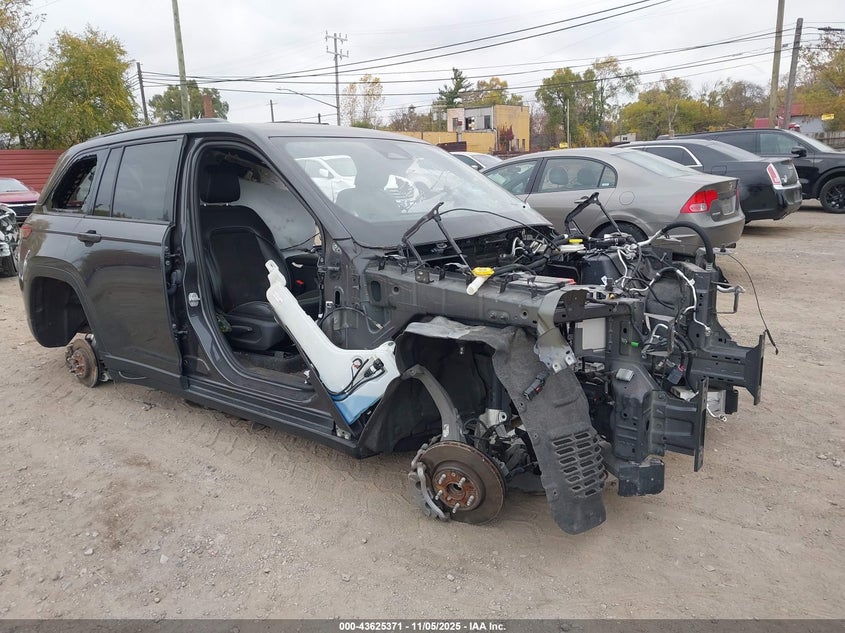 JEEP GRAND CHEROKEE ALTITUDE 4X4