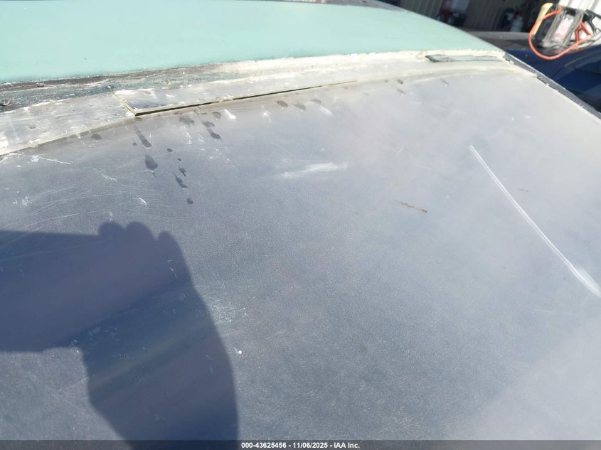 1996 Honda Prelude S VIN: JHMBA8247TC002205 Lot: 43625456