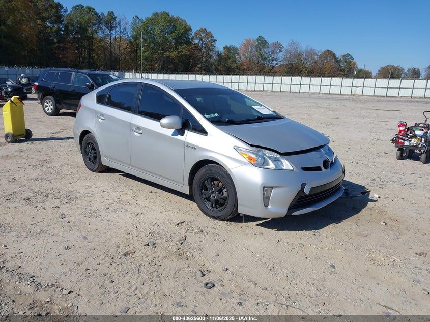 TOYOTA PRIUS THREE