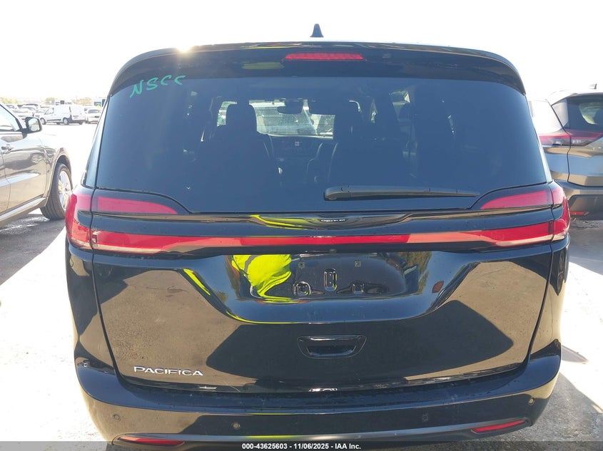 2025 CHRYSLER PACIFICA LIMITED - 2C4RC1GG5SR570480
