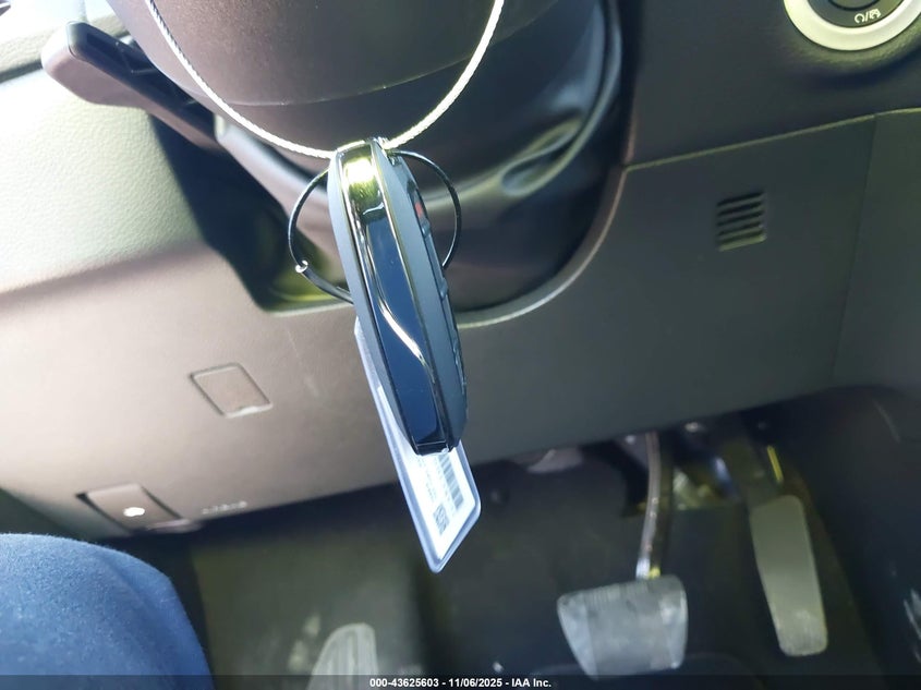 2025 CHRYSLER PACIFICA LIMITED - 2C4RC1GG5SR570480