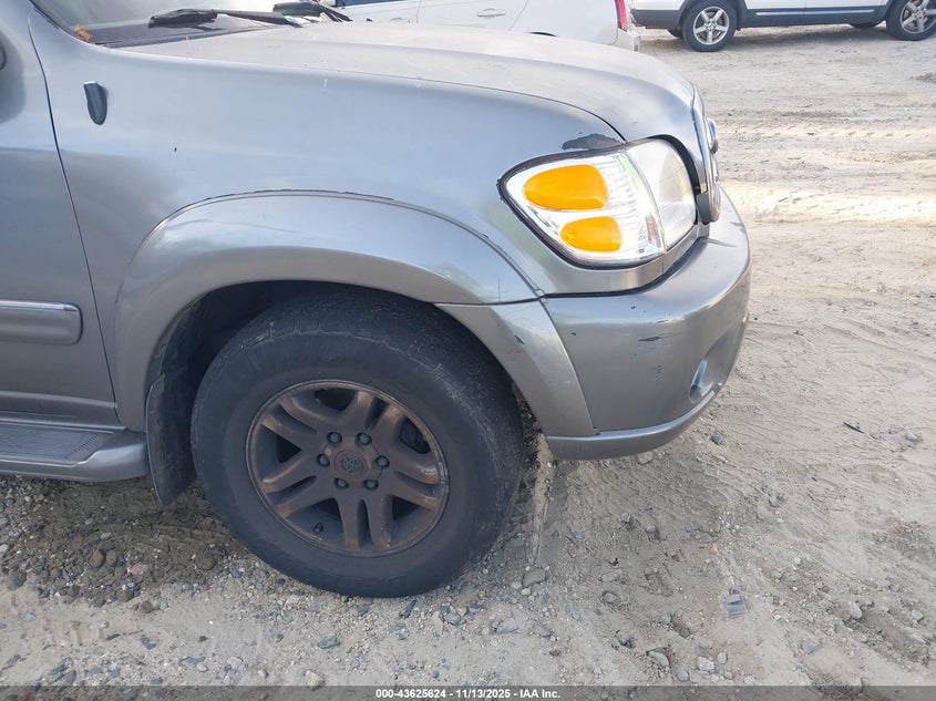 2004 Toyota Sequoia Limited V8 VIN: 5TDZT38A94S233116 Lot: 43625624