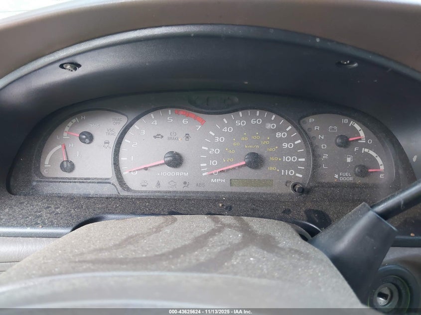 2004 Toyota Sequoia Limited V8 VIN: 5TDZT38A94S233116 Lot: 43625624