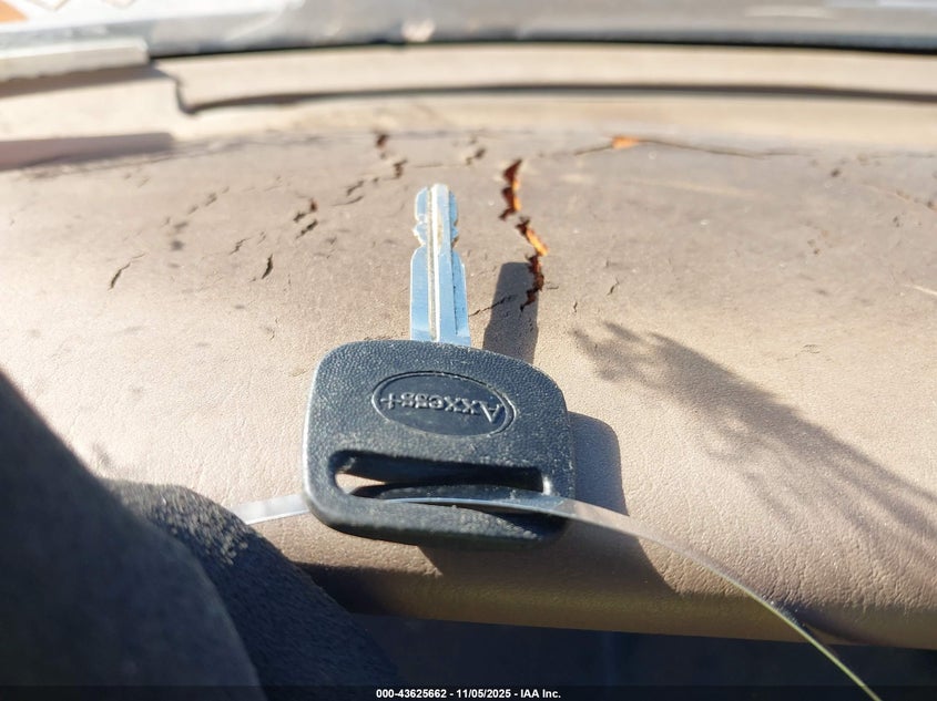 1996 Toyota Avalon VIN: 4T1BF12B5TVB80500 Lot: 43625662