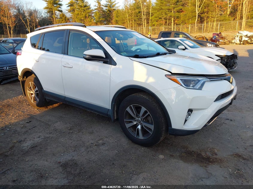 TOYOTA RAV4 XLE