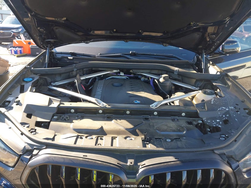 5UX33EX02R9S91440 2024 BMW X6 photo no. 10
