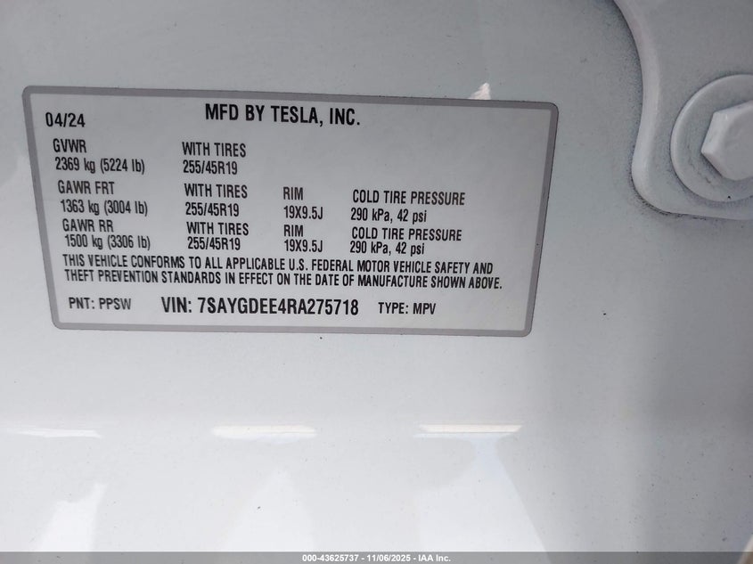2024 Tesla Model Y Long Range Dual Motor All-Wheel Drive VIN: 7SAYGDEE4RA275718 Lot: 43625737