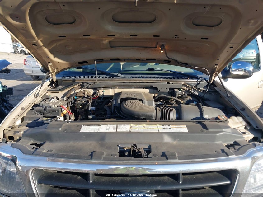 2000 Ford F-150 Work Series/Xl/Xlt VIN: 1FTPF17L4YNA20382 Lot: 43625738