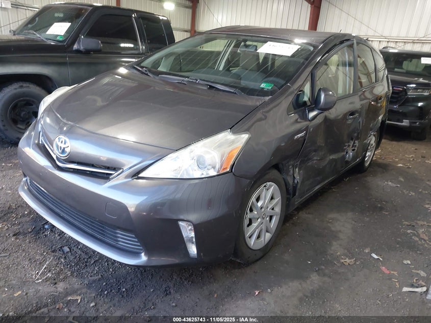 2014 Toyota Prius V Two VIN: JTDZN3EU4EJ015429 Lot: 43625743