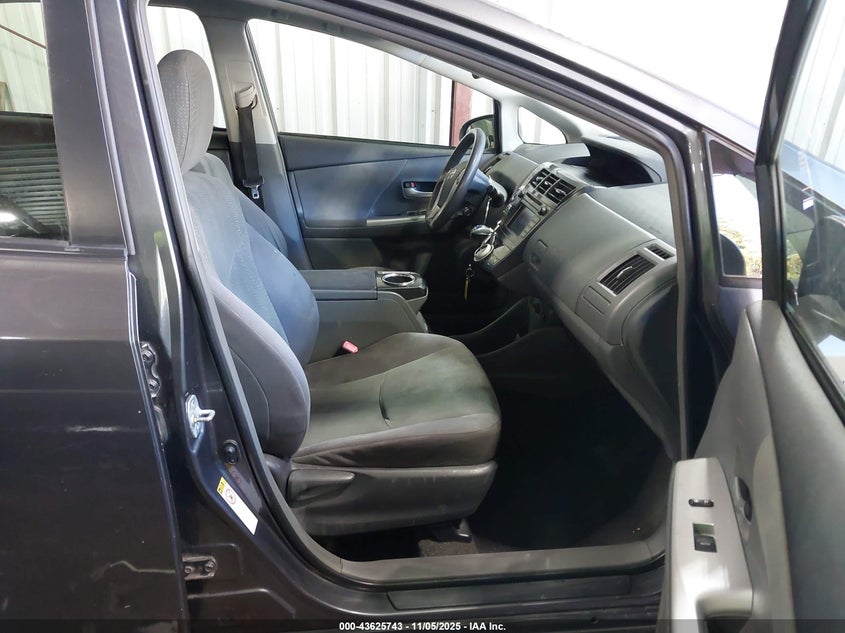 2014 Toyota Prius V Two VIN: JTDZN3EU4EJ015429 Lot: 43625743