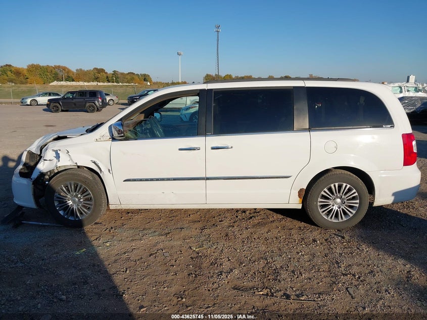 2014 Chrysler Town & Country Touring-L VIN: 2C4RC1CG7ER225669 Lot: 43625745
