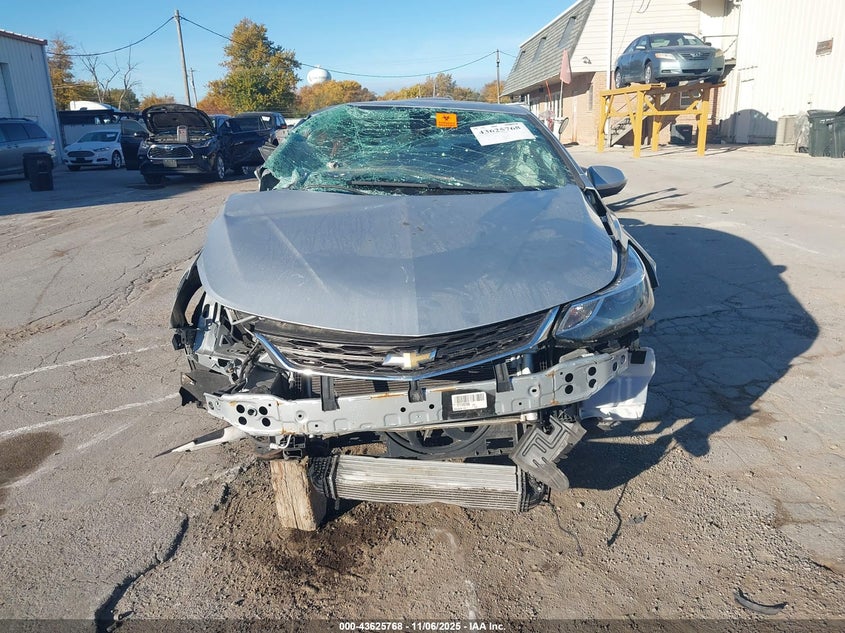 2017 CHEVROLET CRUZE LT AUTO 1G1BE5SM2H7120661