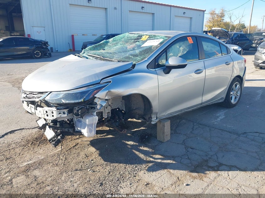 2017 CHEVROLET CRUZE LT AUTO 1G1BE5SM2H7120661