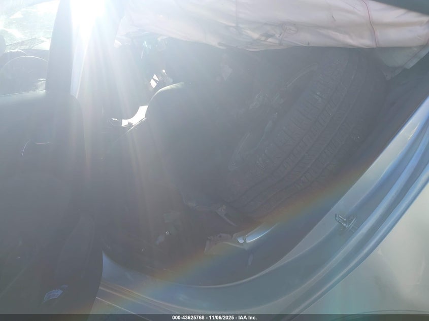 2017 CHEVROLET CRUZE LT AUTO 1G1BE5SM2H7120661