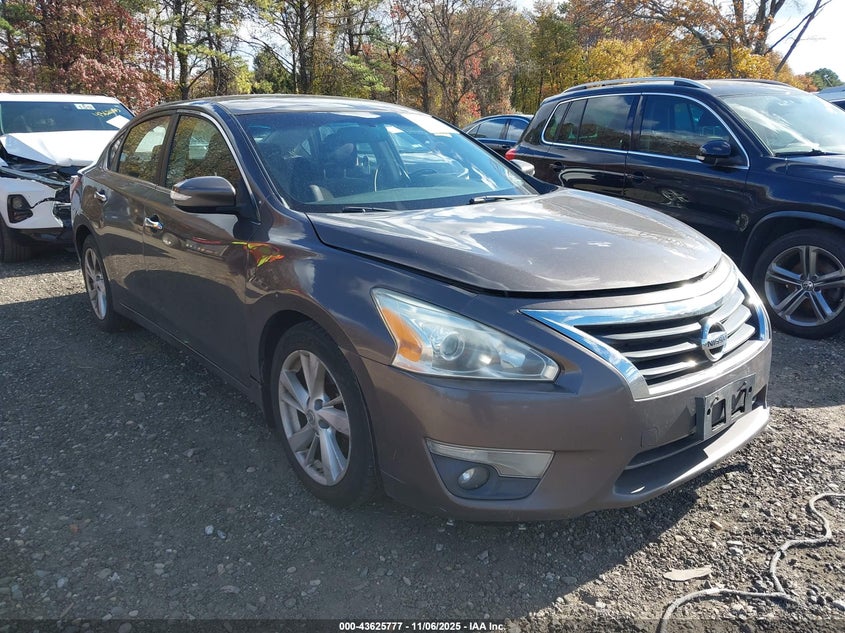 NISSAN ALTIMA 2.5 SV