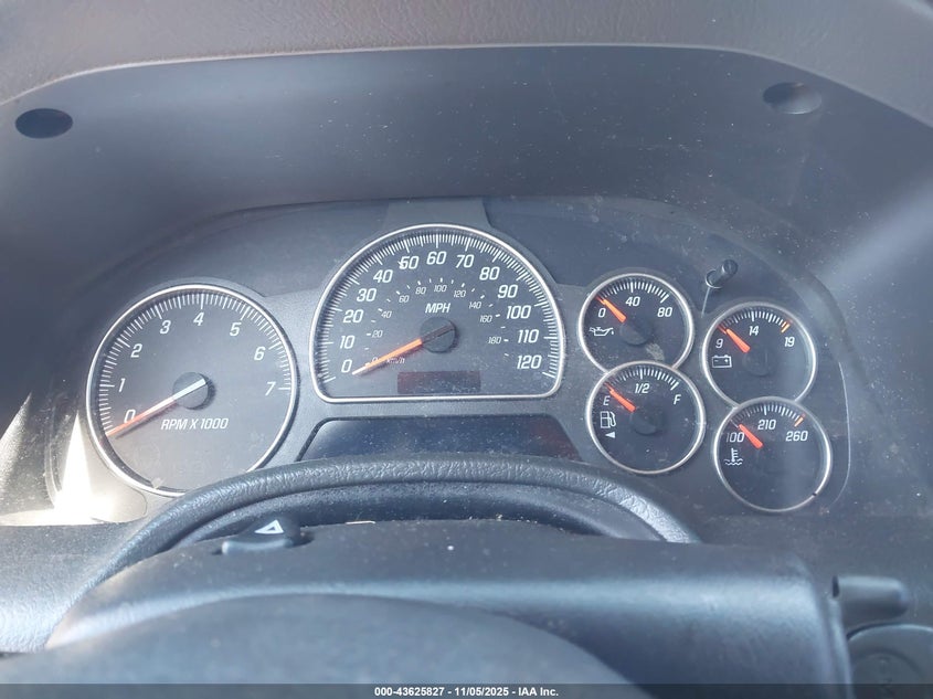 2002 GMC Envoy Xl Slt VIN: 1GKET16S026103841 Lot: 43625827